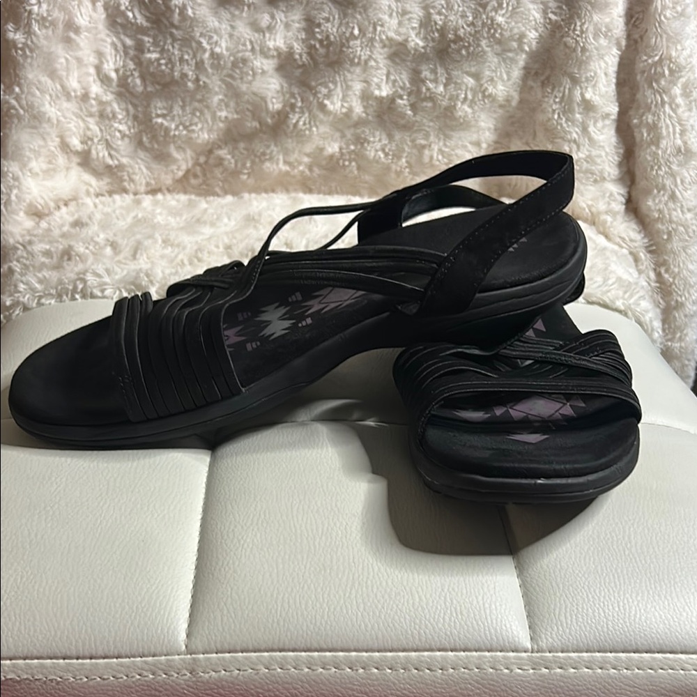 Skechers Black Sandals with Ruched Straps ZIZE 11 - Picture 9 of 13